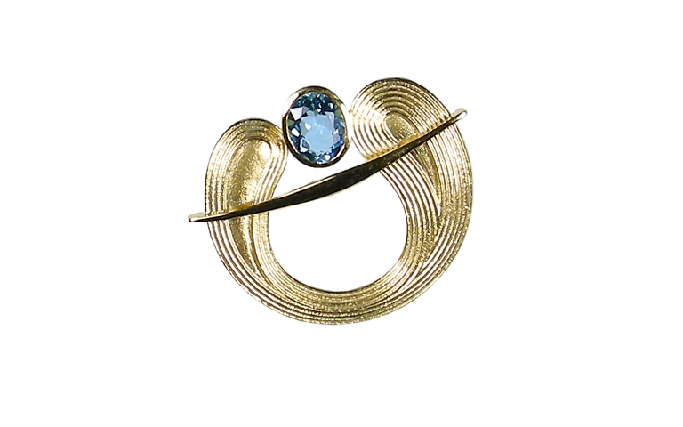 00450-brooch, gold 750 with aquamarin