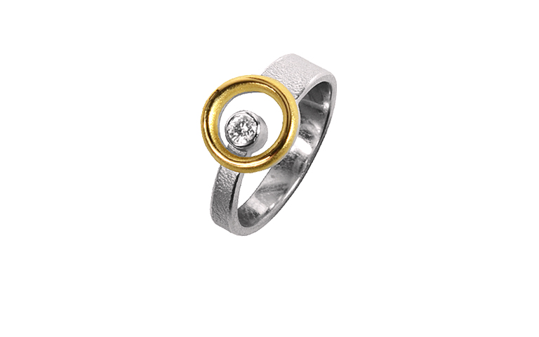 45275-ring, gold 750 and brillant