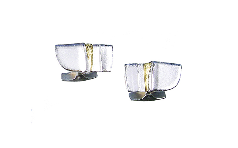 13075-cufflinks gold 750, silver 925