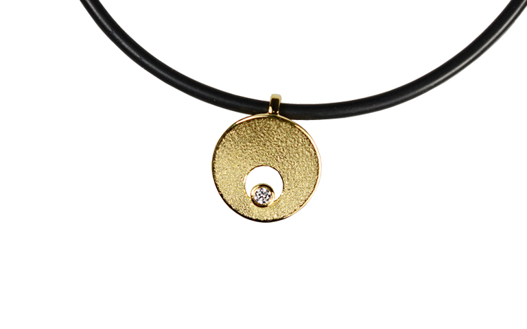 01099-necklace, gold 750 with brillant
