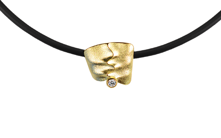 01126-necklace, gold 750 with brillant