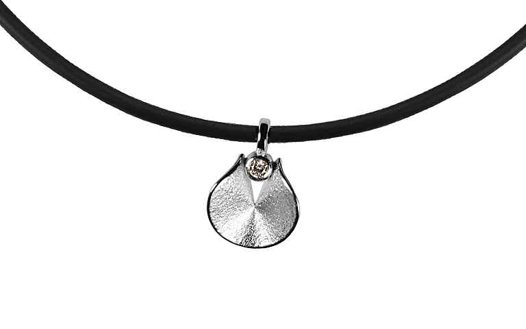 41124-necklace, gold 750 with brillant