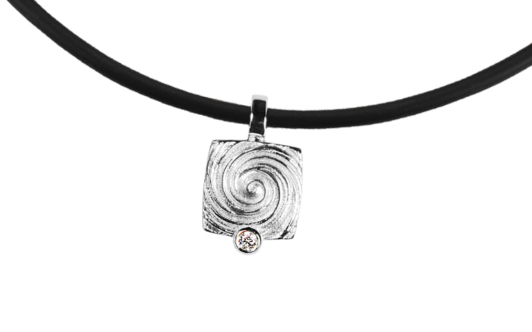 41131-necklace, gold 750 with brillant