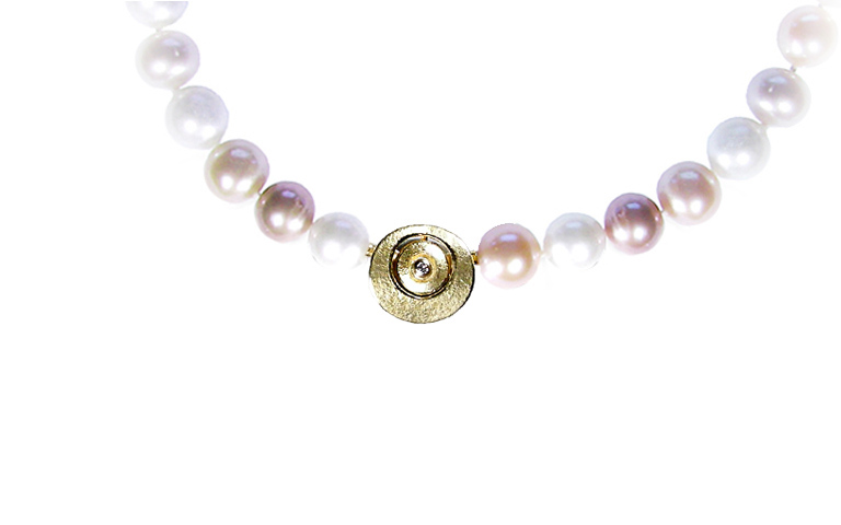 01877-pearl-clasp gold 750 and brilliant