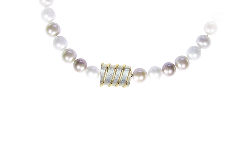 17111-pearl-clasp gold 750, silver 925