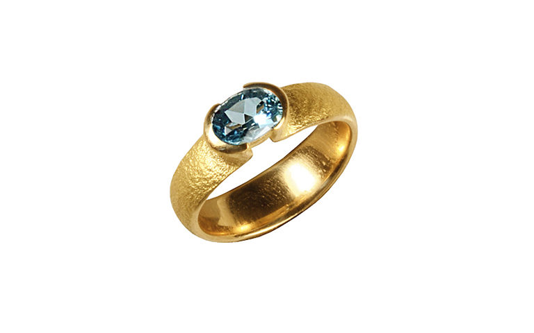 05264-ring, gold 750 and aquamarine