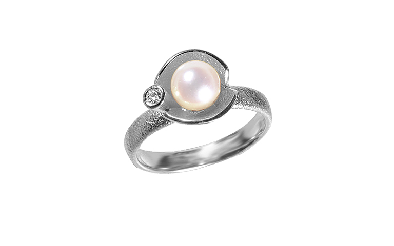45388-ring, gold 750 with pearl and brillant